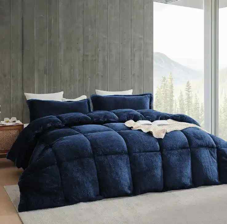 Navy Blue Quilted Fleece Razai