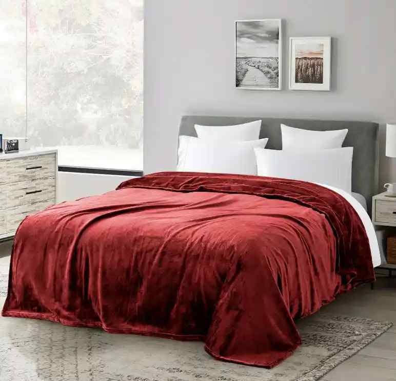 Burgundy Fleece Throw Blanket