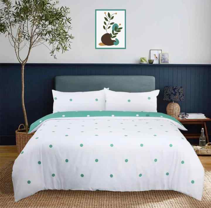 White Dotted Soft Satin Bedsheet