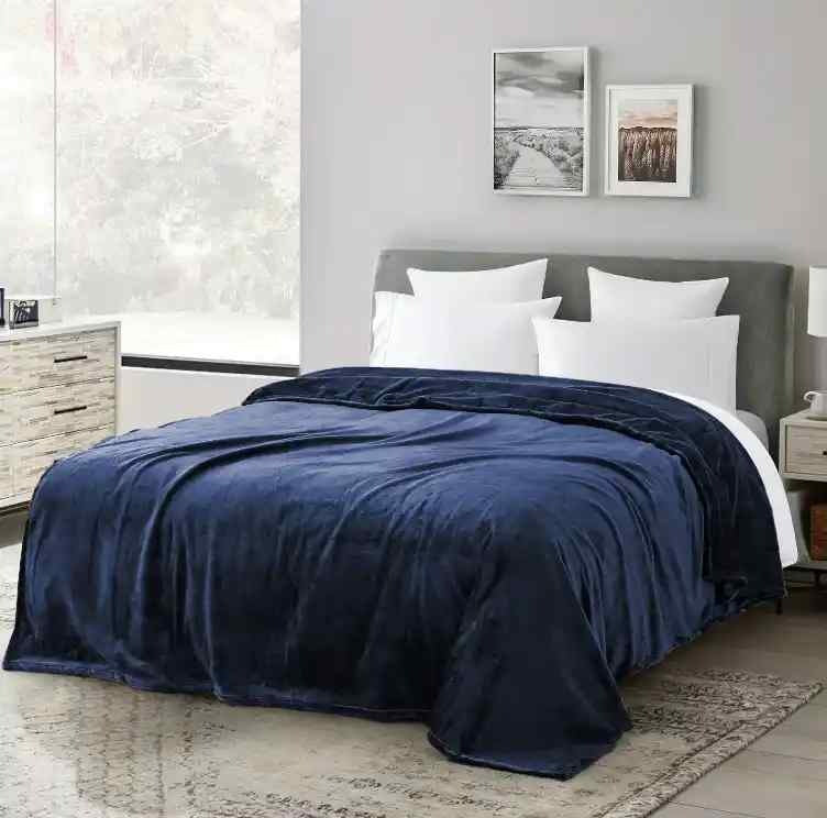 Navy Blue Fleece Throw Blanket