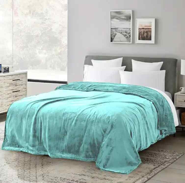 Teal Fleece Throw Blanket
