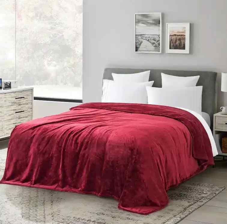 Wine Red Fleece Throw Blanket